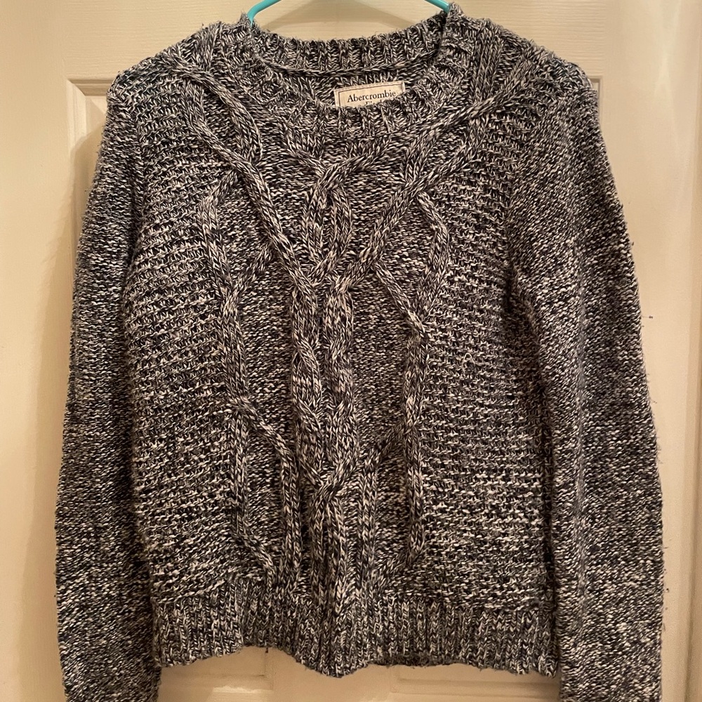 AEO sweater